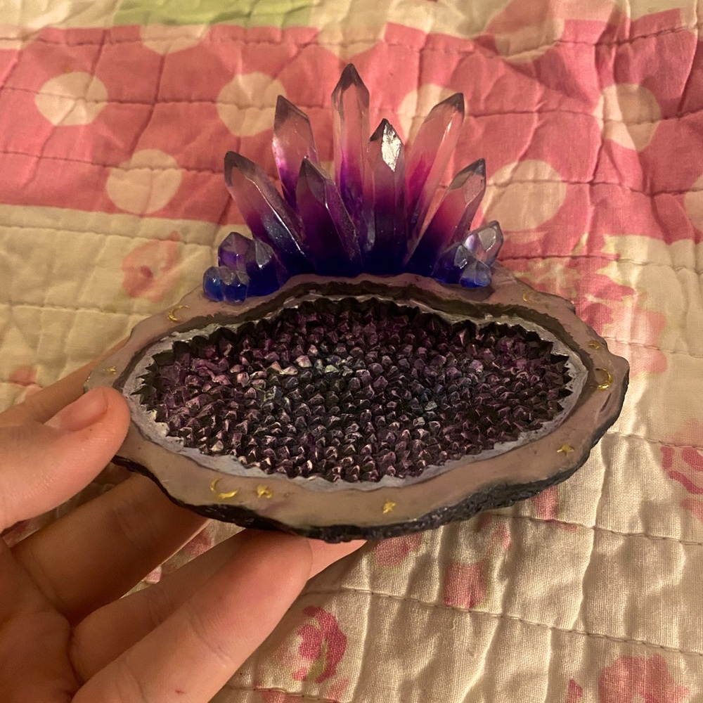 Crystal tray